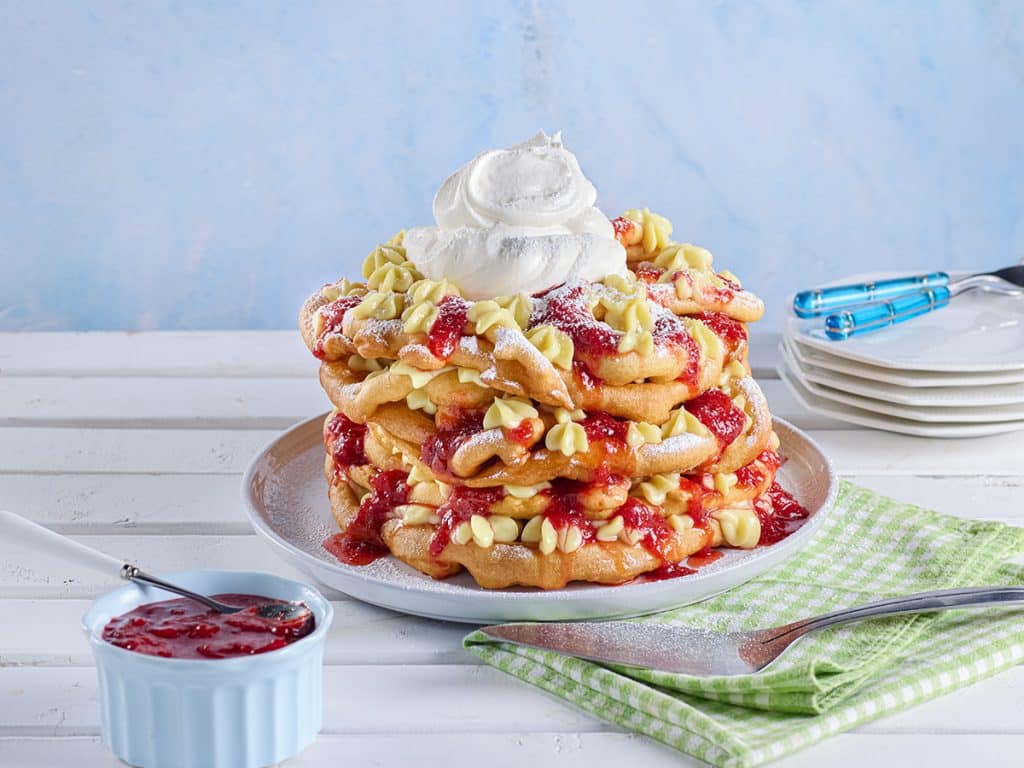 strawberry-citrus-funnel-cake