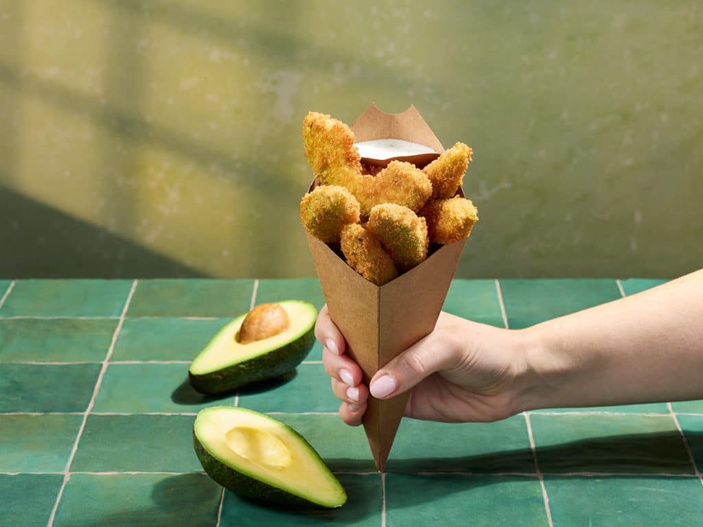 chipotle-avocados-lime-crema